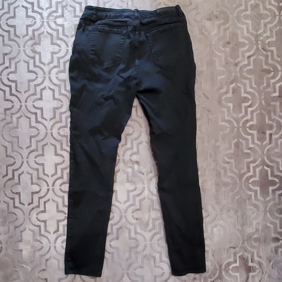 🖤 Black Distressed Skinny Jeans - Picture 2 of 3